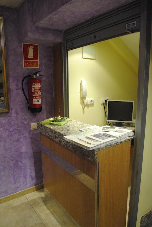 Hostal La Cortijana Logroño Exterior foto